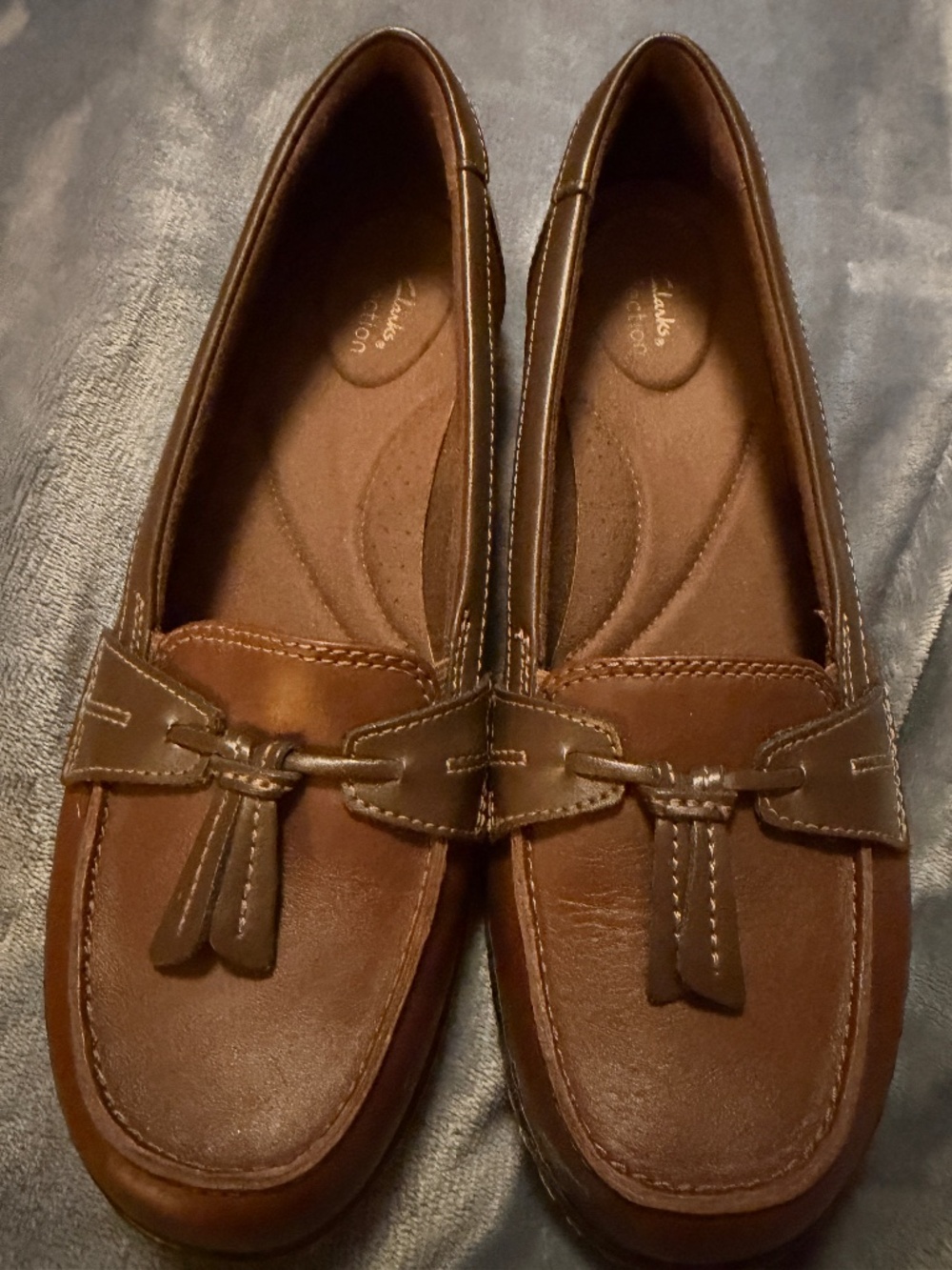 Clarks Women's 8.5M Brown Leather Tassel Loafers Comfort Shoes
